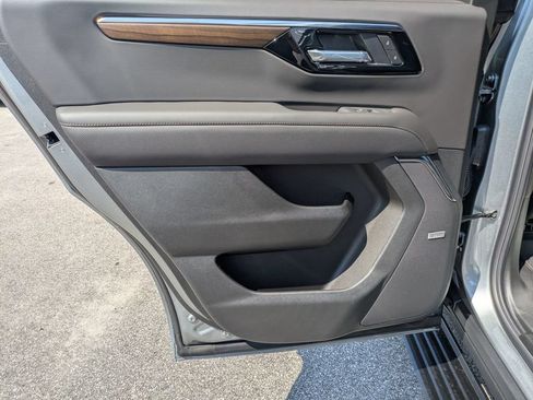 New 2026 Chevrolet Tahoe High Country AWD/4WD image 27