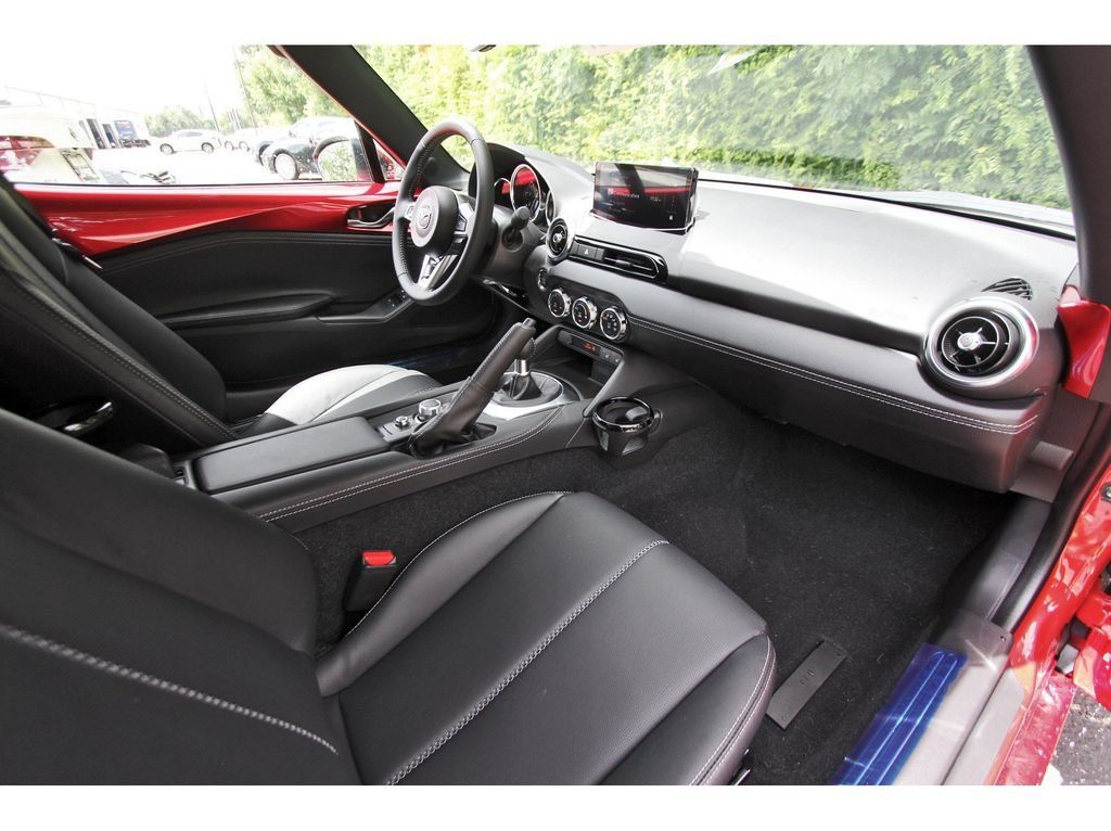 New 2026 MAZDA MX-5 Miata Grand Touring RWD image 8