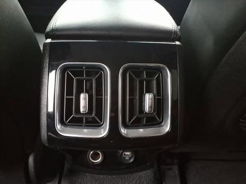 Used 2022 Kia Sorento SX image 30