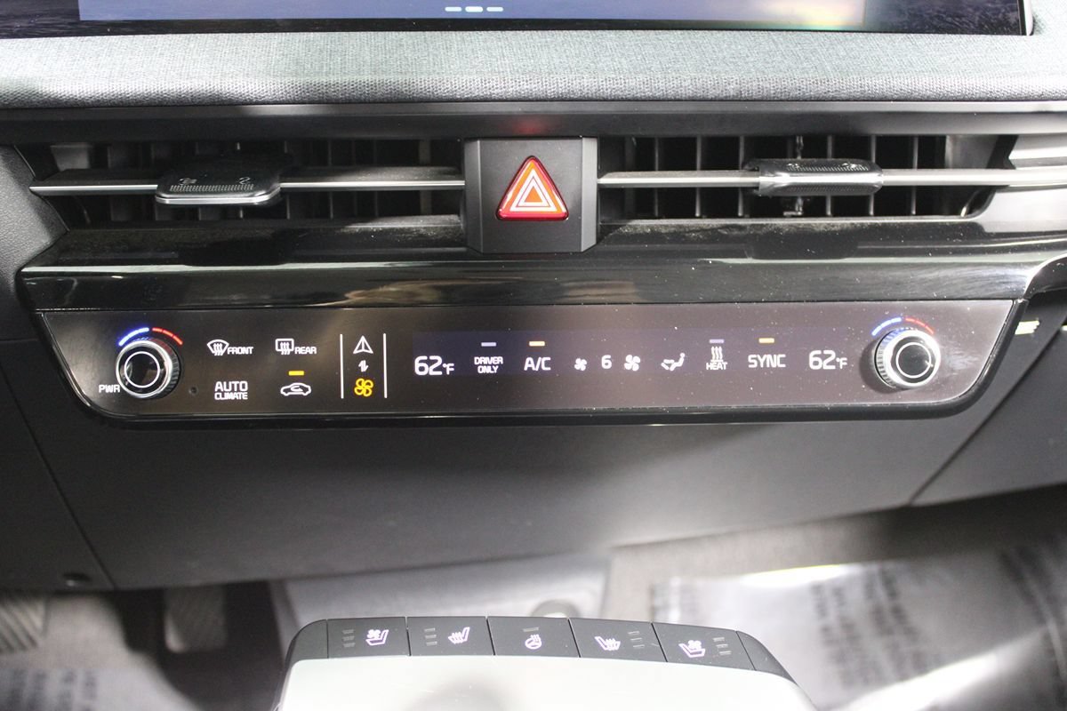 Used 2023 Kia EV6 Wind AWD/4WD image 16