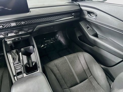 Used 2024 Honda Accord Sport image 19