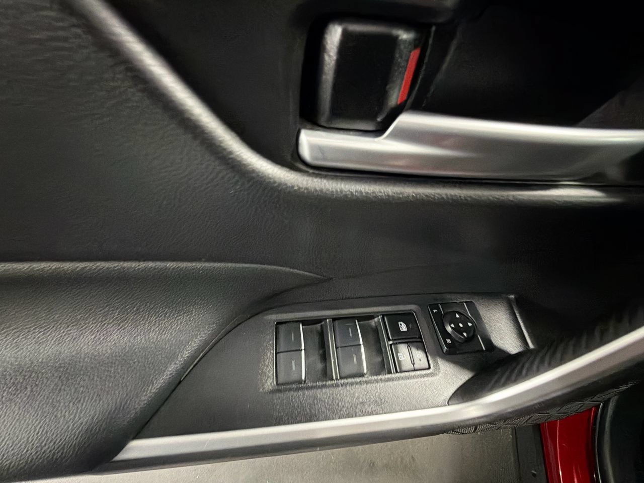 Used 2025 Toyota RAV4 XLE Premium FWD image 23