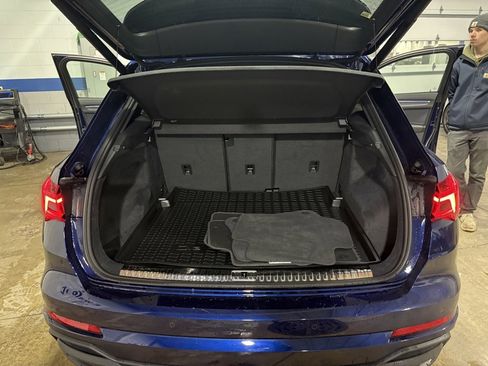 Used 2024 Audi Q3 2.0T Premium Plus w/ Premium Plus Package image 31