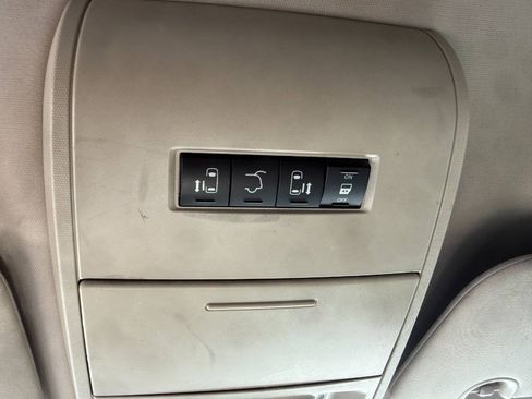 Used 2015 Dodge Grand Caravan SXT w/ Security Group FWD image 22