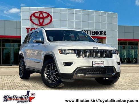 Used 2021 Jeep Grand Cherokee Limited w/ Luxury Group II image 1