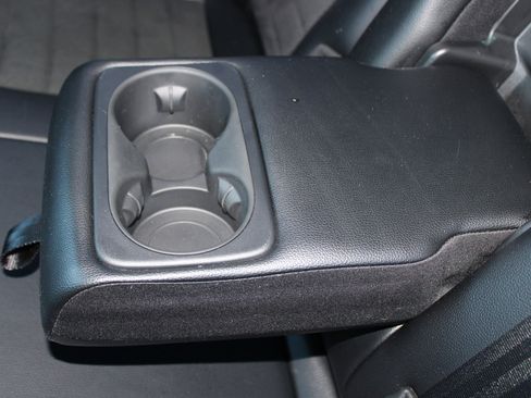 Used 2024 Ford Edge ST-Line image 18