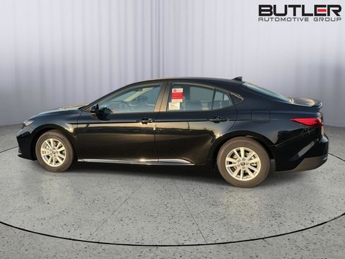 New 2026 Toyota Camry LE FWD image 3