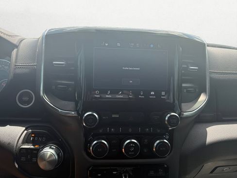 Used 2022 RAM 1500 Laramie AWD/4WD image 22