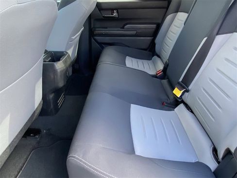 Used 2025 Toyota Tacoma TRD Sport image 18