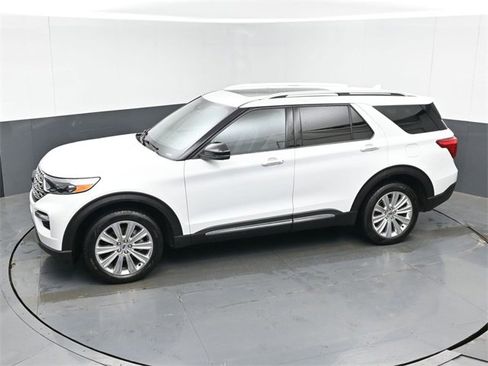 Used 2020 Ford Explorer Limited image 42