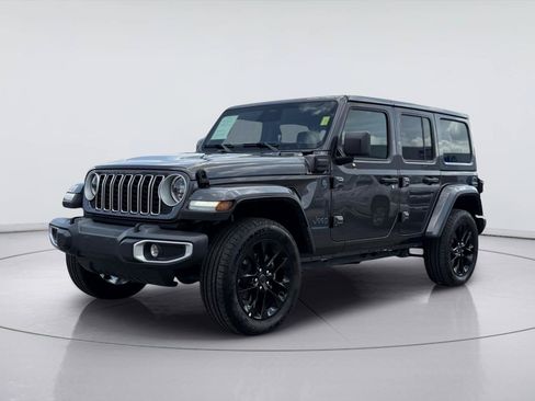 Used 2025 Jeep Wrangler Unlimited Sahara w/ Safety Group AWD/4WD image 1