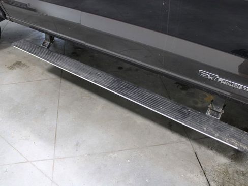 Used 2025 Ford F350 King Ranch w/ FX4 Off-Road Package image 13