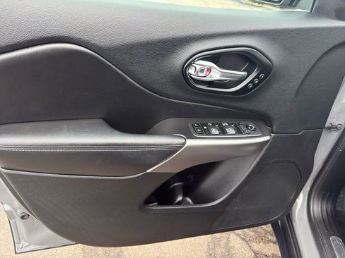 Used 2021 Jeep Cherokee Limited w/ Trailer Tow Group image 13