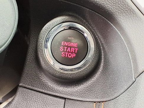 Used 2019 Subaru Crosstrek 2.0i Limited w/ Moonroof Package w/Navigation AWD/4WD image 20