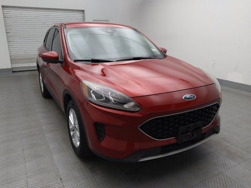 Used 2020 Ford Escape SE FWD image 14