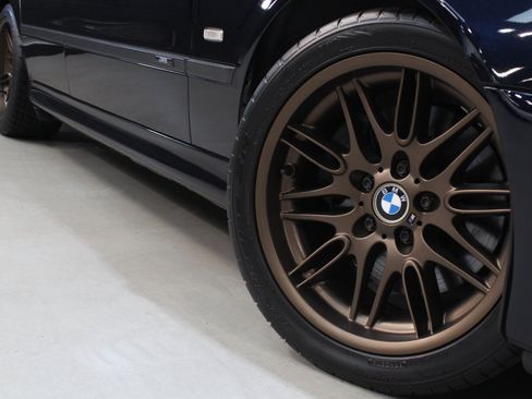 Used 2002 BMW M5 RWD image 25
