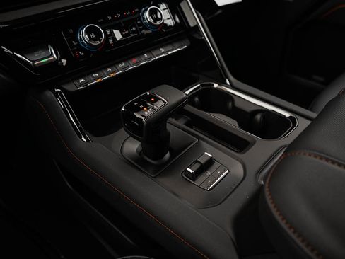 New 2026 GMC Sierra 1500 AT4 w/ AT4 Premium Package image 25