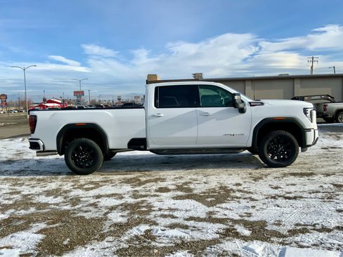 New 2026 GMC Sierra 3500 AT4 image 6