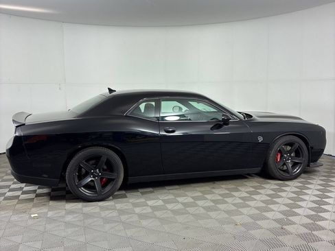Used 2020 Dodge Challenger SRT Hellcat RWD image 3