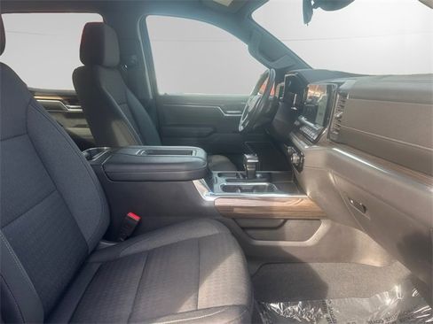 Used 2022 Chevrolet Silverado 1500 LT Trail Boss image 15