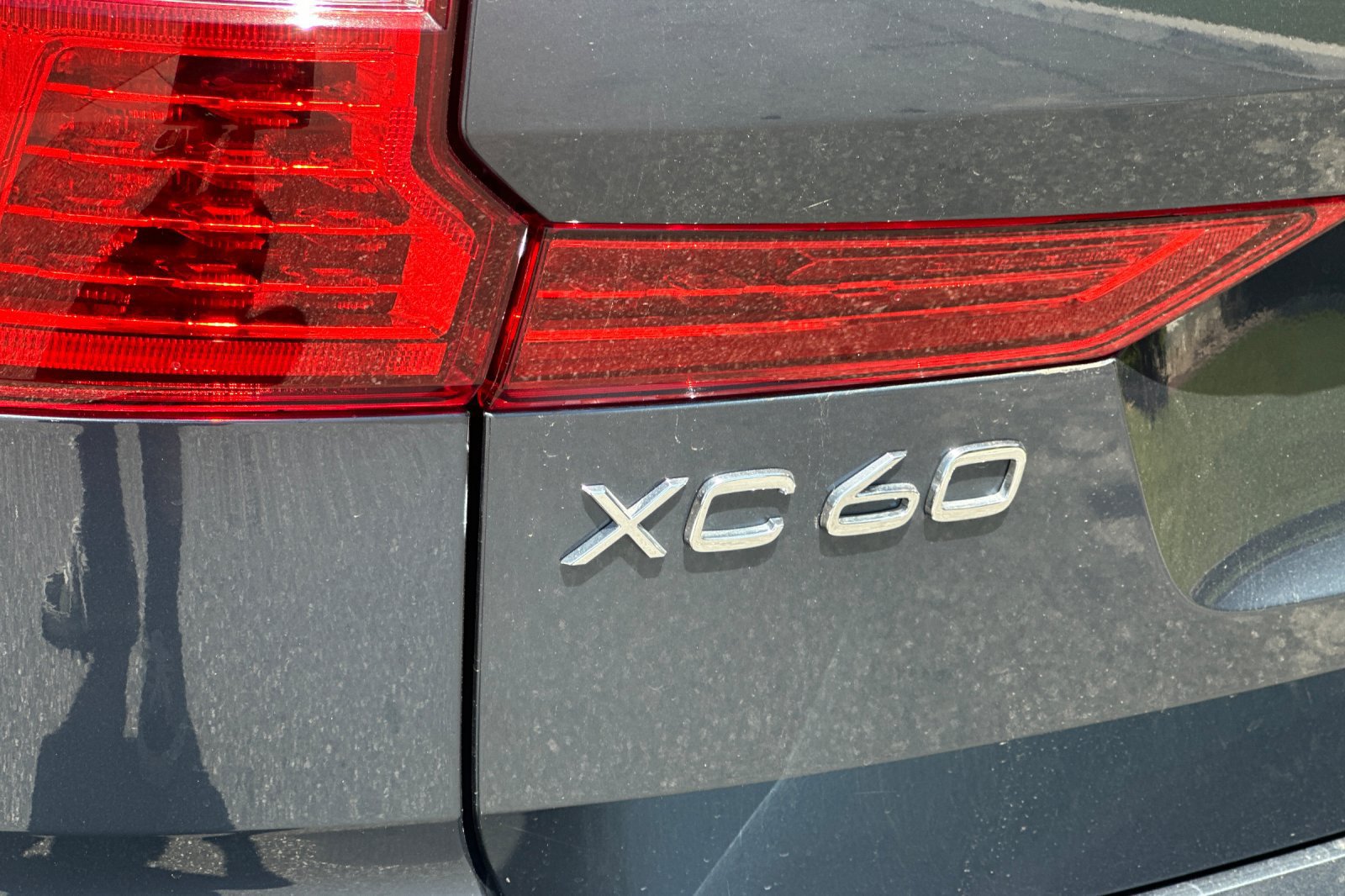 Used 2024 Volvo XC60 B5 Core AWD/4WD image 38
