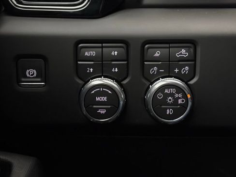 New 2026 GMC Sierra 1500 AT4X AWD/4WD image 24