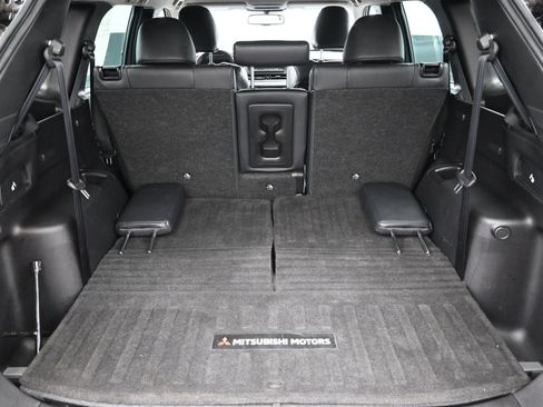 Used 2022 Mitsubishi Outlander SEL FWD image 22