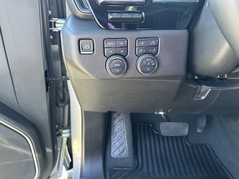 Used 2025 Chevrolet Silverado 3500 LTZ w/ LTZ Plus Package image 4