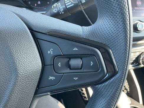 Used 2023 Chevrolet TrailBlazer LT image 29