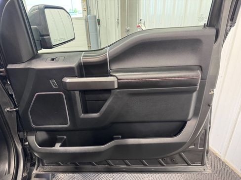 Used 2019 Ford F150 Lariat w/ Equipment Group 502A Luxury AWD/4WD image 19