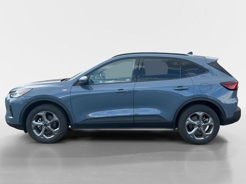 Used 2025 Ford Escape ST-Line Select AWD/4WD image 2
