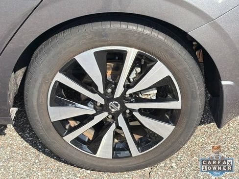 Certified 2023 Nissan Sentra SV w/ SV Premium Package FWD image 17