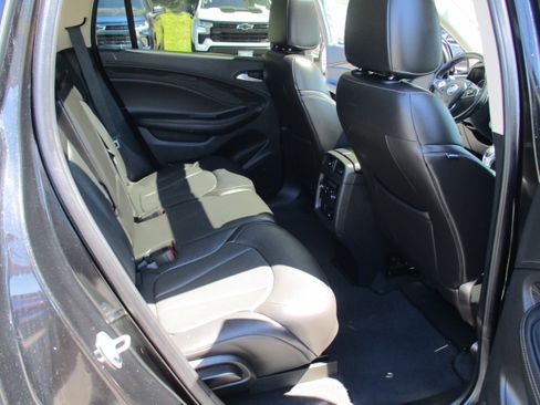 Used 2017 Buick Envision Premium AWD/4WD image 15