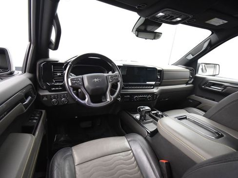 Certified 2022 Chevrolet Silverado 1500 ZR2 w/ Technology Package image 11