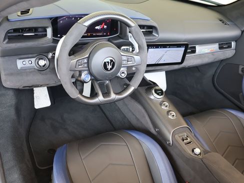 Used 2024 Maserati MC20 Cielo image 12