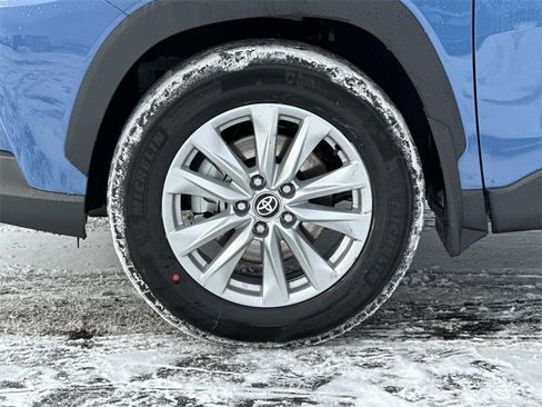 New 2026 Toyota Corolla Cross LE image 8