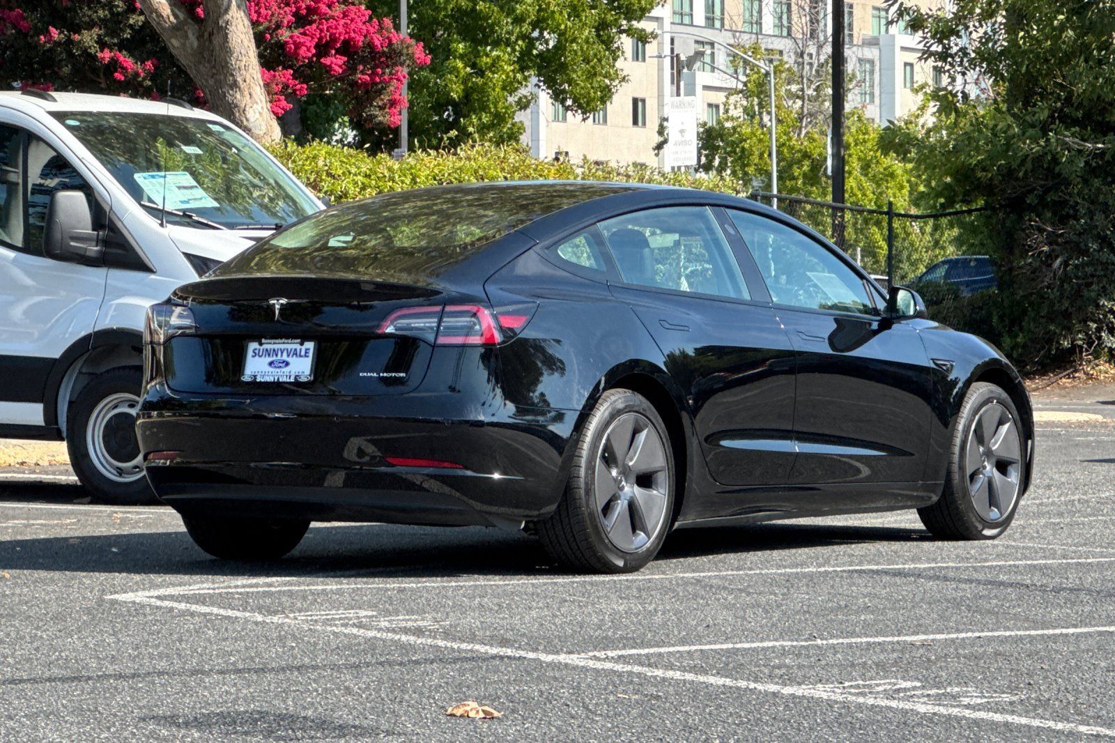 Used 2022 Tesla Model 3 Long Range AWD/4WD image 4