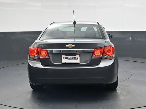 Used 2016 Chevrolet Cruze LT FWD image 7