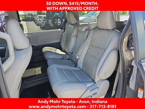 Used 2017 Toyota Sienna XLE w/ XLE Navigation Package FWD image 11