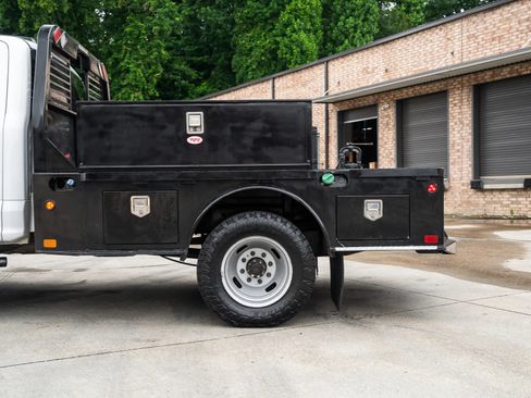 Used 2021 Ford F350 XL w/ Power Equipment Group AWD/4WD image 5