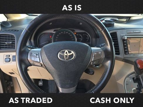 Used 2010 Toyota Venza image 11