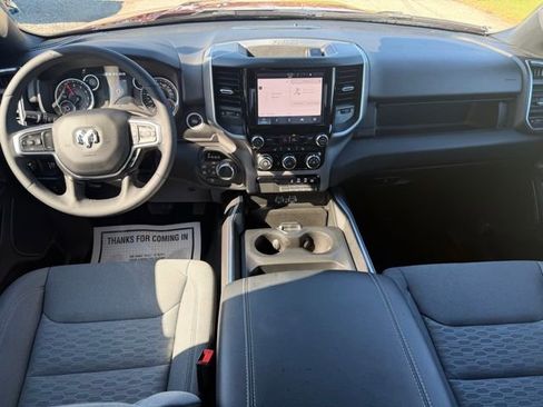 Used 2025 RAM 1500 Big Horn AWD/4WD image 31
