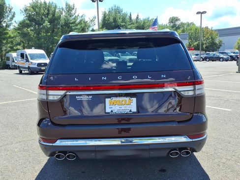 Used 2023 Lincoln Aviator Reserve w/ Equipment Group 201A AWD/4WD image 5