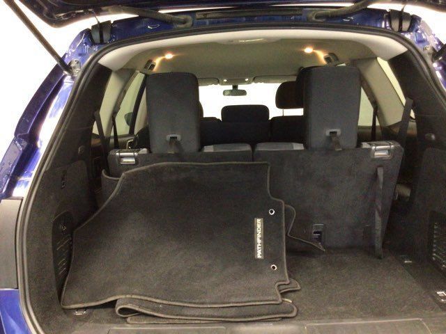 Used 2020 Nissan Pathfinder S AWD/4WD image 13