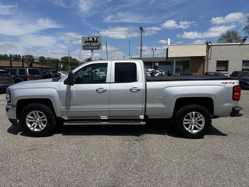 Used 2017 Chevrolet Silverado 1500 LT w/ All Star Edition AWD/4WD image 4