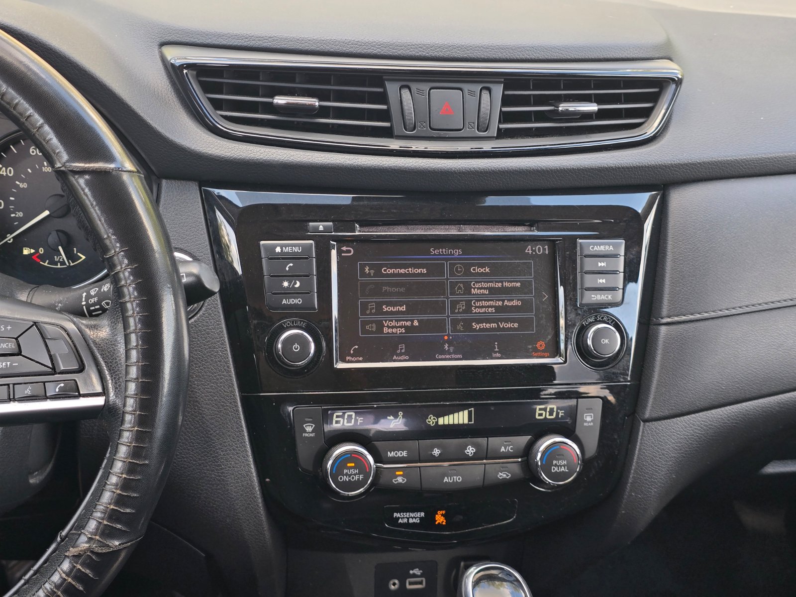 Used 2020 Nissan Rogue SV AWD/4WD image 16