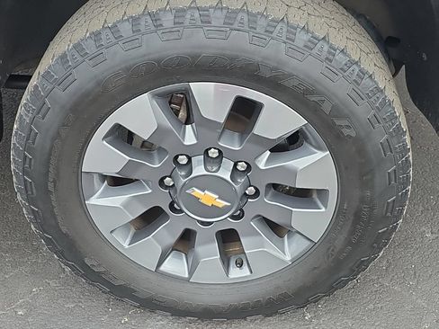 Used 2024 Chevrolet Silverado 2500 LT w/ All Star Edition AWD/4WD image 14
