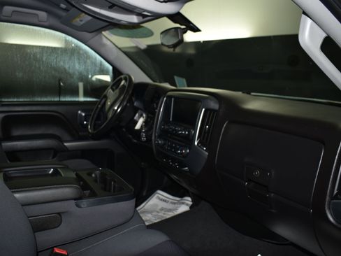 Used 2019 Chevrolet Silverado 1500 LT image 16