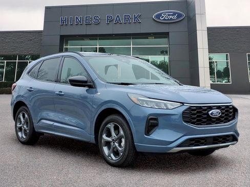 Certified 2024 Ford Escape ST-Line w/ Tech Pack #1 AWD/4WD image 1