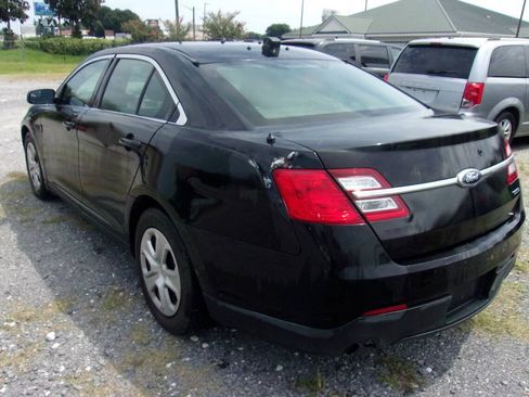 Used 2015 Ford Taurus Police Interceptor AWD image 4